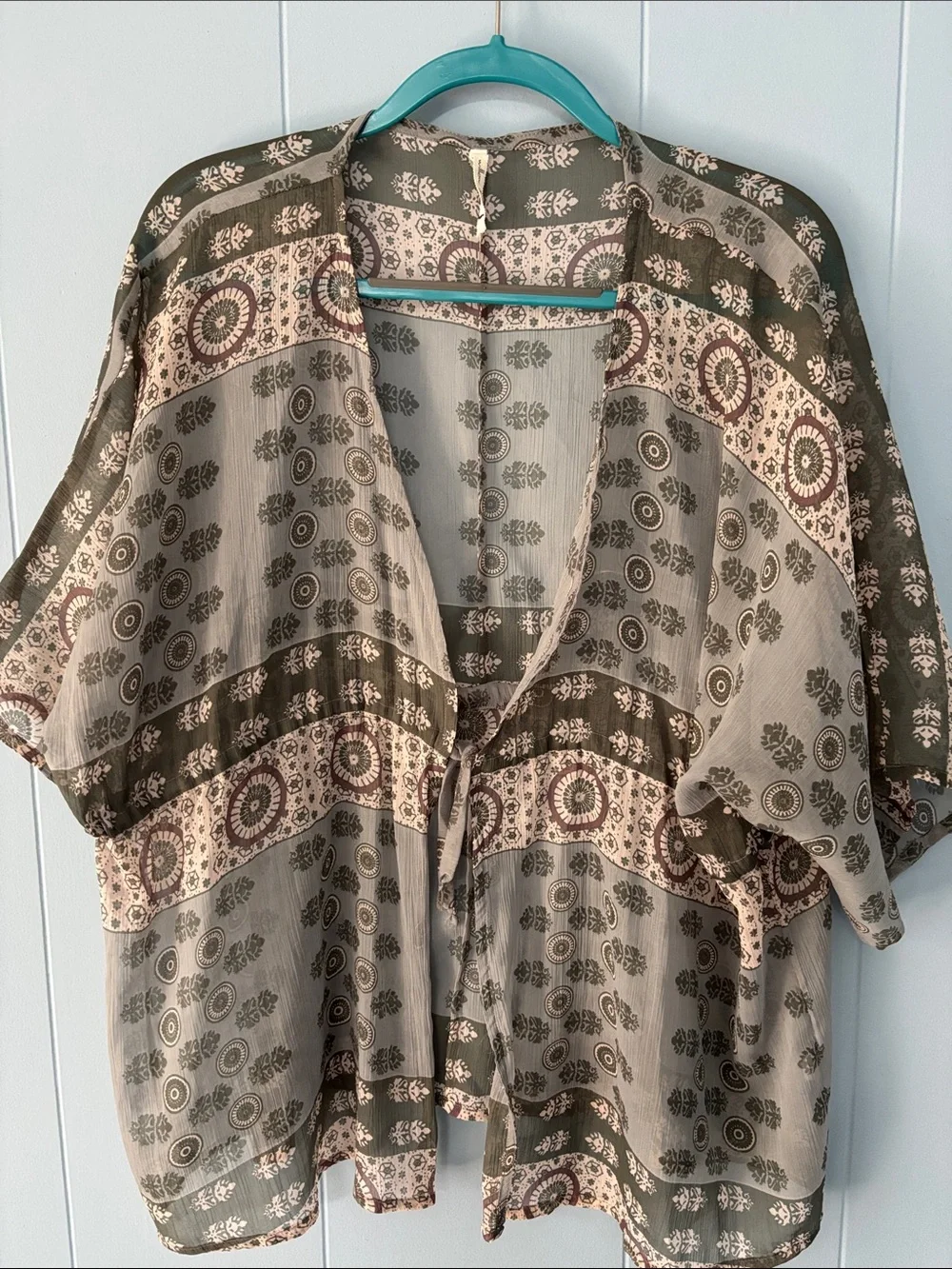 Willow & Clay Olive and Cream Sheer Boho Tie-Front Kimono XS - Picture 1 of 7